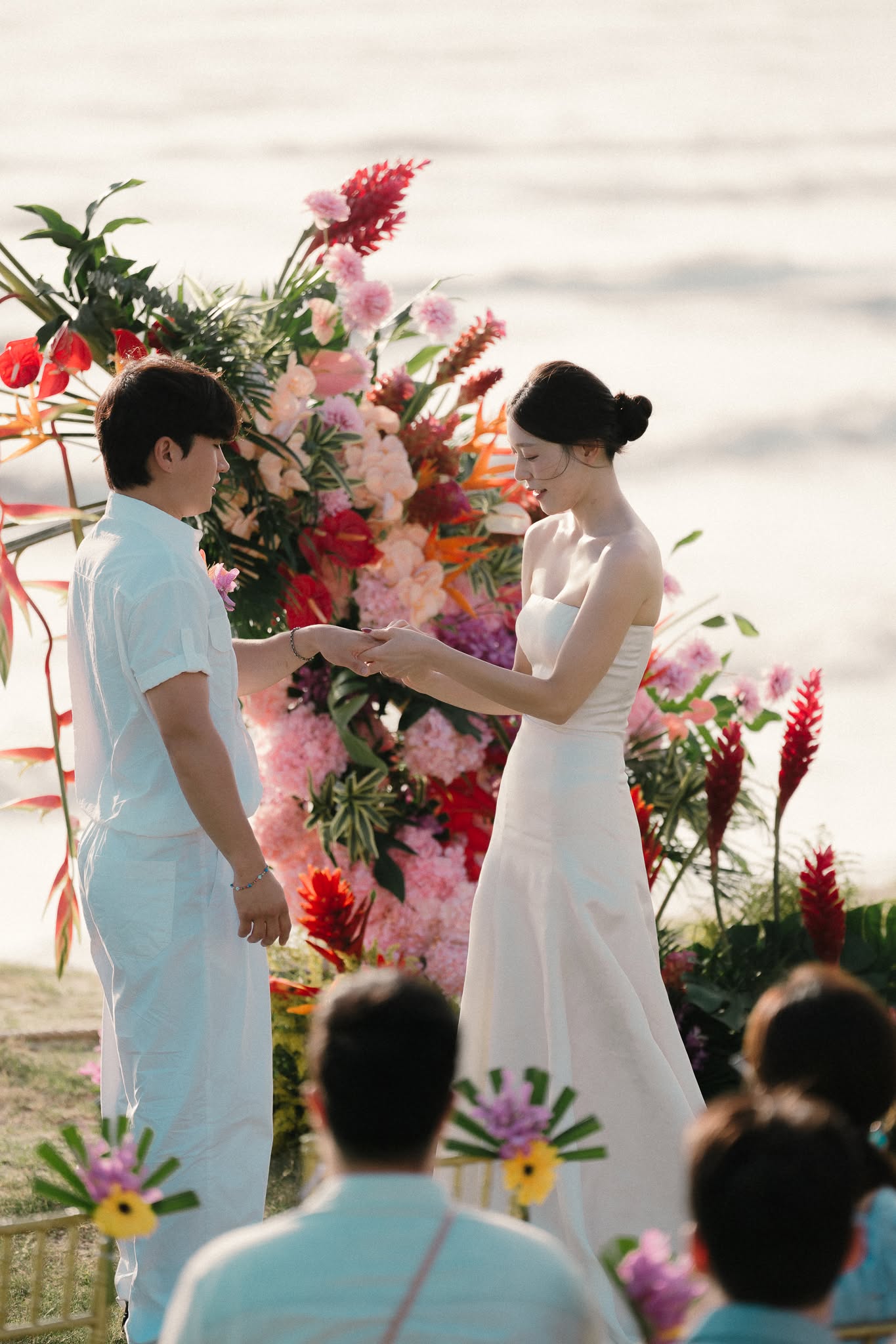คู่บ่าวสาวในช่วงคำมั่น